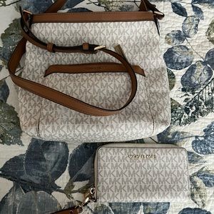 Michael kors crossbody and matching wallet